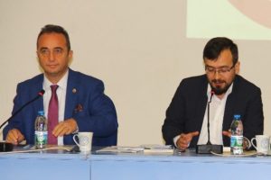 AK Partili İyimaya ile CHP'li Tezcan yeni sistemi tartıştı