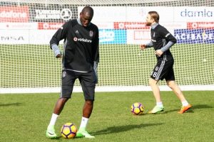 Beşiktaş'ın, Gen&ccedil;lerbirliği mesaisi s&uuml;rd&uuml;