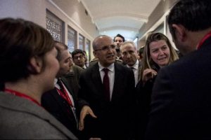 Bursa'da Uludağ ekonomi zirvesi yoğun g&uuml;venlik &ouml;nlemleriyle başladı