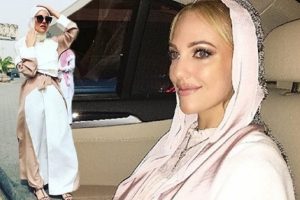 Başını a&ccedil;an Meryem Uzerli'ye şok! Kırba&ccedil; cezası...