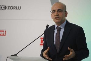 Bakan Şimşek Bursa'da konuştu: 'T&uuml;rkiye ekonomisi &ccedil;ok boyutlu ve diren&ccedil;li'
