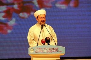 G&ouml;rmez'den İslamofobi vurgusu: İleri gittiler