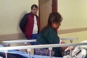 15'i birden saldırdı! 80 yerinden ısırıldı