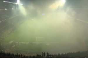 İtalya-Arnavutluk ma&ccedil;ına taraftar engeli