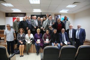 Bursa'da Sosyal Demokrasi Seminerleri'nin konuğu Ali Topuz oldu