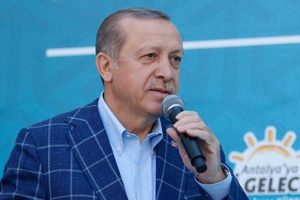 Erdoğan: Malum zat kuzu kuzu geldi