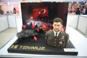 O pastayı yapan kişi kendini b&ouml;yle savundu!