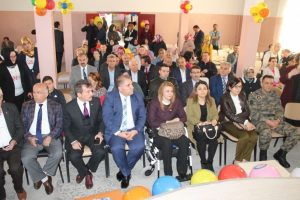AK Parti Bursa Milletvekili: Engellilerin meselelerini &ccedil;&ouml;z&uuml;yoruz