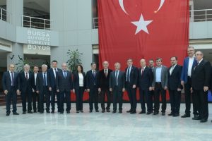 Ulaştırma Denizcilik ve Haberleşme Bakanı Arslan BTSO'nun konuğu oldu