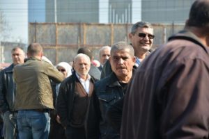 Bursa'da, Bulgaristan'daki se&ccedil;im i&ccedil;in kurulan sandıklarda yoğunluk