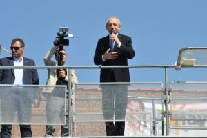 "Sabah Kılı&ccedil;daroğlu, &ouml;ğle Kılı&ccedil;daroğlu, akşam Kılı&ccedil;daroğlu"