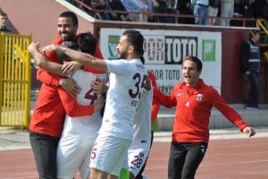 İneg&ouml;lspor, Tokatspor'u farklı mağlup etti