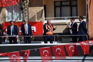 CHP'li ince: "Oy pusulasında beyaz, demokrasinin kefeni"