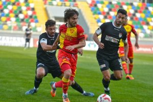 Yılmaz Vural ilk ma&ccedil;ında mağlup oldu