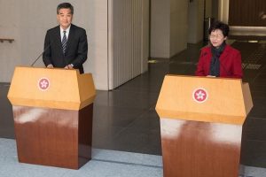 Leung, halkı yeni se&ccedil;ilen Lam'a destek olmaya &ccedil;ağırdı