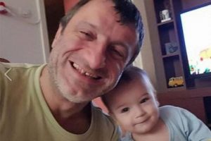 &Uuml;nl&uuml; oyuncunun 1.5 yaşındaki oğlundan dava
