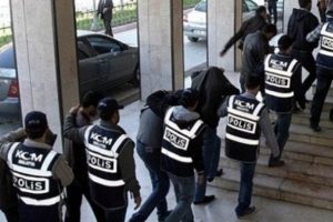 İzmir'de eylem hazırlığında yakalandılar