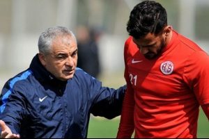 Antalyaspor'da Deniz Kadah şoku