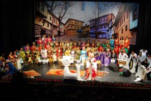 Bursa Nil&uuml;fer Kadın Korosu Hollanda yolcusu