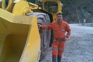 &Ccedil;ukura d&uuml;şen iş&ccedil;i hayatını kaybetti