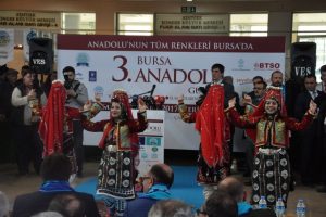 Anadolu'nun renkleri Bursa'da buluştu