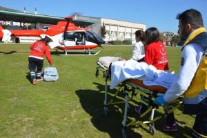 Bursa'da ambulans helikopter Suriyeli minik Ravan i&ccedil;in havalandı