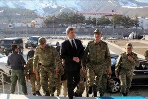 Korgeneral Yaşar'dan, Vali &Ccedil;ınar'a ziyaret