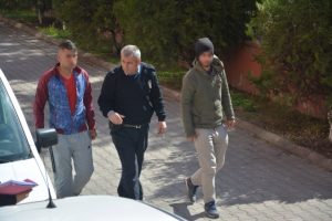 Pitbull'la korkutup 3 bin TL'sini gasp ettiler
