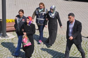 Bursa İneg&ouml;l'de FET&Ouml; operasyonu 4 g&ouml;zaltı