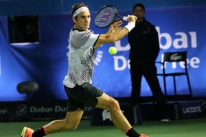 Federer yarı finalde
