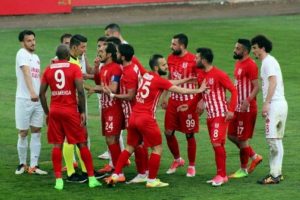 Balıkesirspor cezalara abone