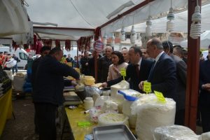 Bursa Mudanya'da "3. Y&ouml;resel &Uuml;r&uuml;n Festivali" başladı