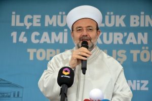 G&ouml;rmez: "İslam başka d&uuml;nyalarda bir korku unsuru haline getiriliyor"