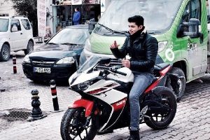 Motosiklet tutkunu gen&ccedil;, ikinci kazasında yaşamını yitirdi