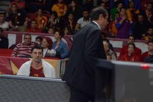 Galatasaray: Onların bu trib&uuml;nde yeri yok