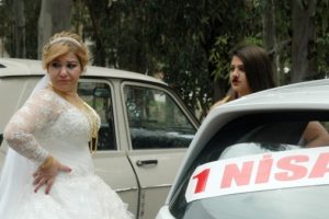 Gelin ve damada 1 Nisan şoku!
