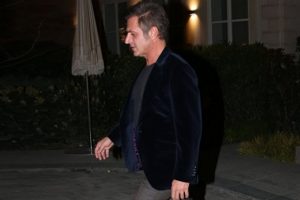 Teoman: Her yerden siz &ccedil;ıkıyorsunuz!