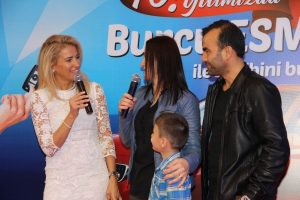 L&uuml;ks otomobil kazandı, 1 nisan şakası sandı