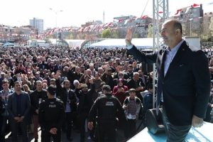 &Ccedil;avuşoğlu: Evet oranı y&uuml;zde 58'i ge&ccedil;ti
