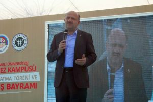 Işık: "M&uuml;h&uuml;r milletin elinde olduğu s&uuml;rece diktat&ouml;rl&uuml;k getirilemez"
