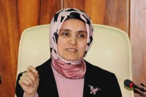 Dicle &Uuml;niversitesi Rekt&ouml;r&uuml; ve yardımcılarına 22.5'ar yıl hapis isteniyor
