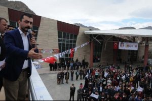 CHP'li Erdem: Hakkari'de y&uuml;zde 90, T&uuml;rkiye'de y&uuml;zde 58 hayır &ccedil;ıkar