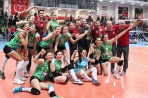 Bursa B&uuml;y&uuml;kşehir Belediyespor finalde!