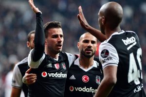 Beşiktaş, Gen&ccedil;lerbirliği'ni rahat ge&ccedil;ti