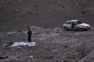 Otomobil şarampole u&ccedil;tu: 1 &ouml;l&uuml;, 1 yaralı