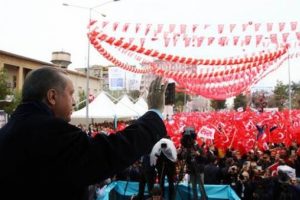 AK Partili vekilden "Diyarbakır mitingi" iddialarına tepki