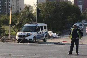 Polise bombalı saldırı: Yaralılar var
