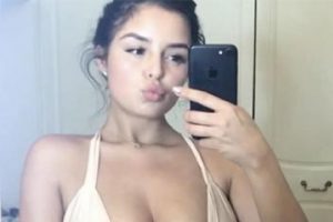 Demi Rose yaza hazır