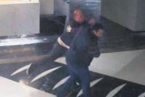 Eski futbolcunun h&acirc;kim ağabeyi a&ccedil;ığa alındı