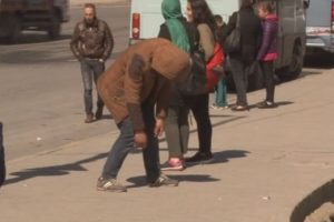 Uyuşturucu kullanan gen&ccedil;lerin ibretlik g&ouml;r&uuml;nt&uuml;leri